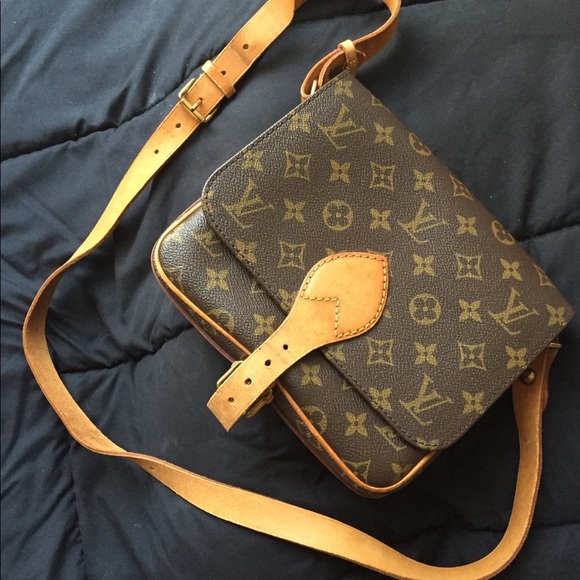 Louis Vuitton Handbags - Authentic Louis Vuitton bag